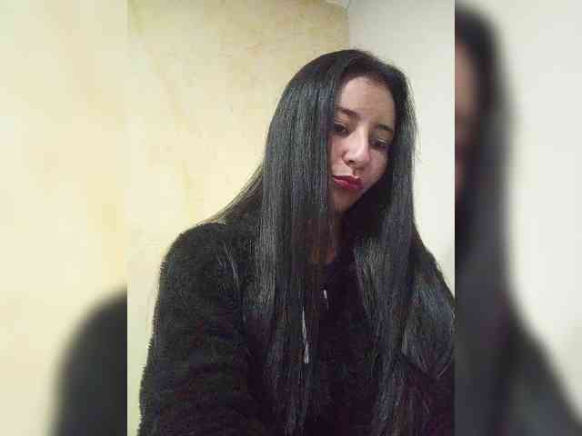 Marcela-5 webcam