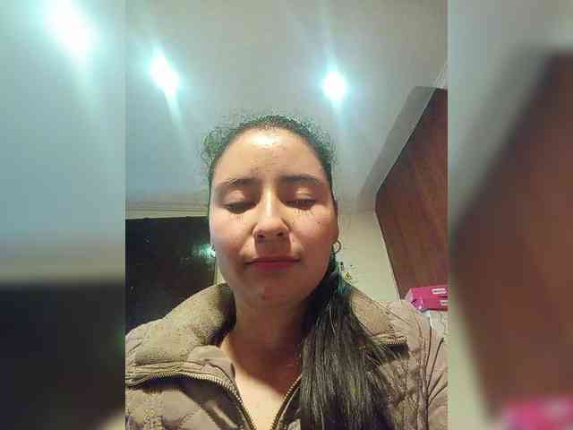 Marcela-5 webcam