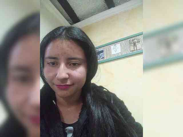 Marcela-5 webcam