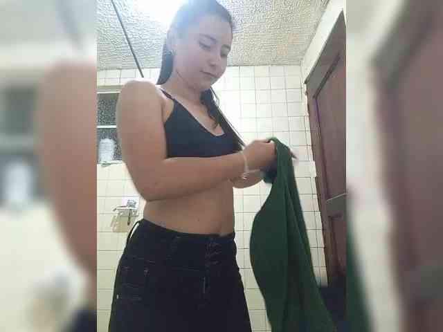 Marcela-5 webcam