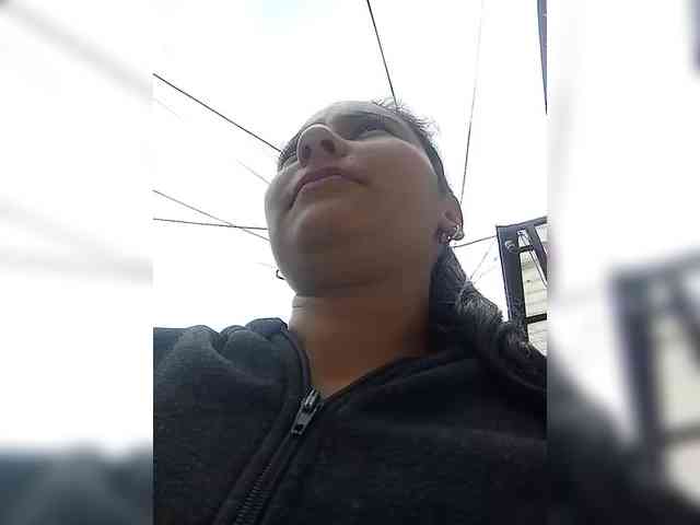 Marcela-5 webcam