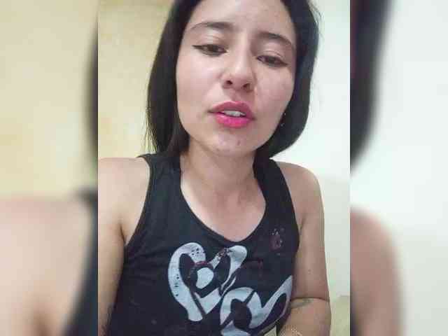 Marcela-5 webcam