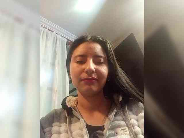 Marcela-5 webcam