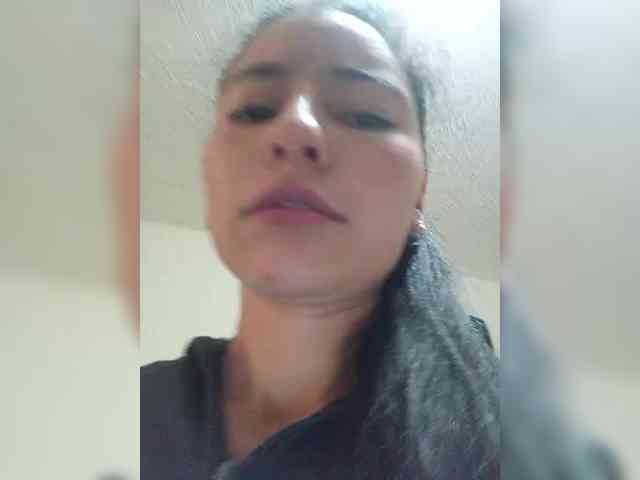 Marcela-5 webcam