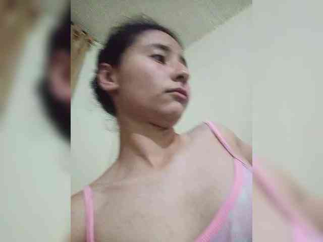 Marcela-5 webcam