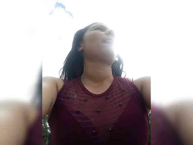 Marcela-5 webcam