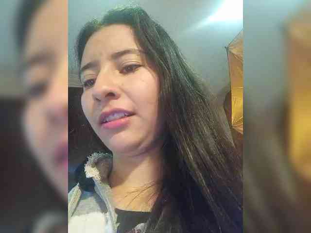 Marcela-5 webcam