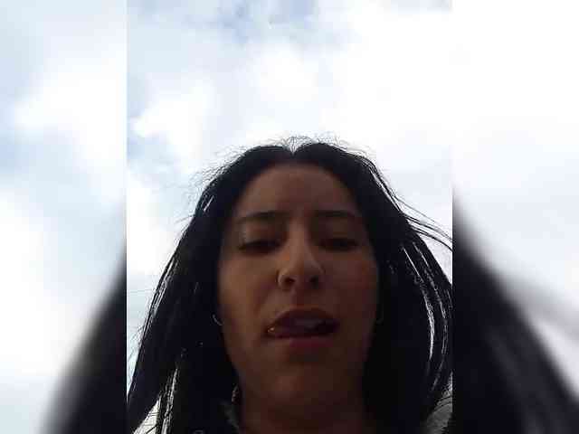 Marcela-5 webcam
