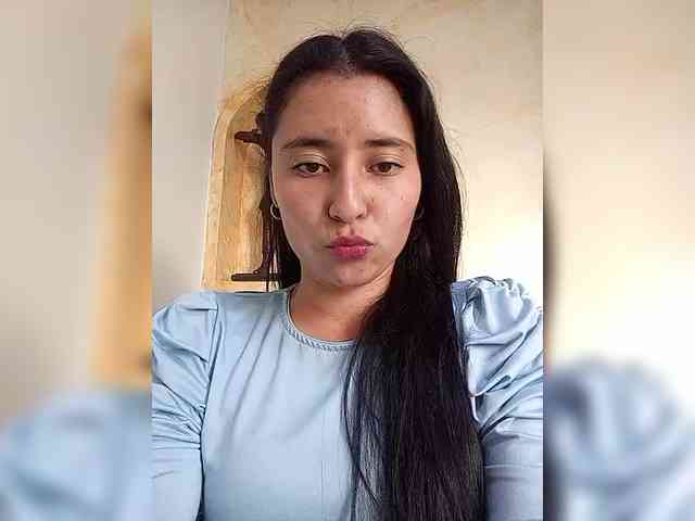 Marcela-5 webcam