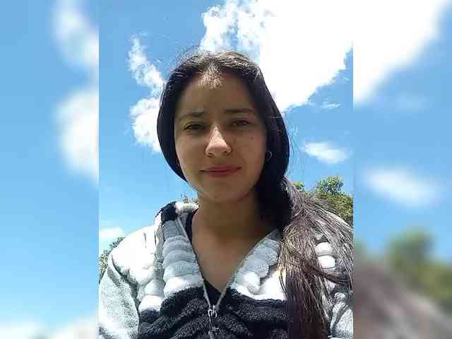 Marcela-5 webcam