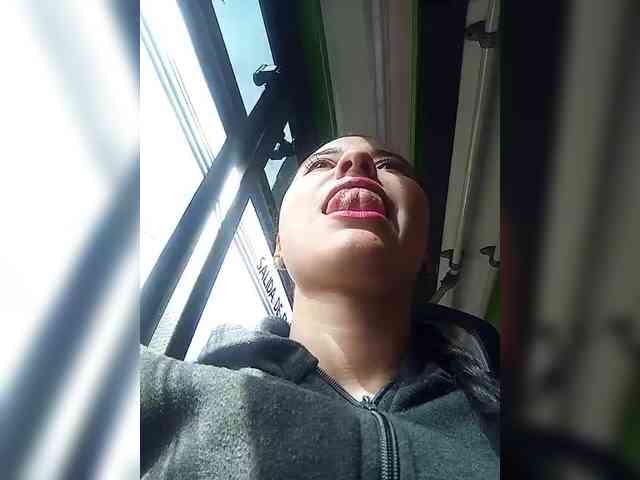 Marcela-5 webcam