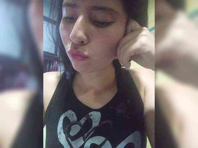 Marcela-5 webcam