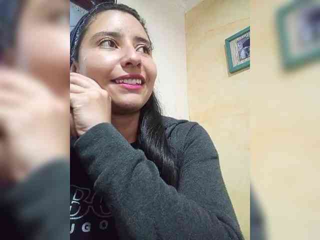 Marcela-5 webcam