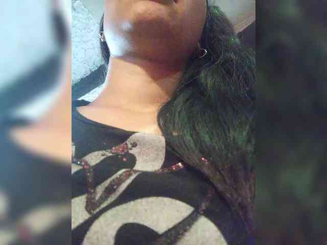 Marcela-5 webcam