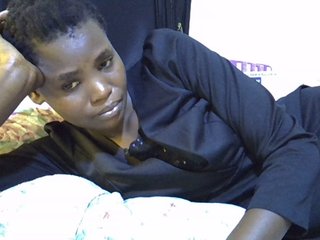 Cute-aliyah's Live Webcam