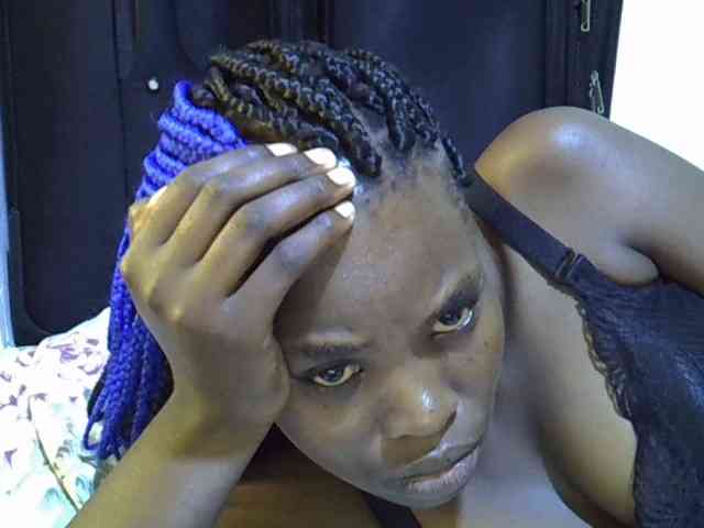 Cute-aliyah webcam