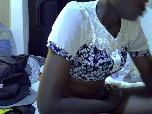 Cute-aliyah webcam