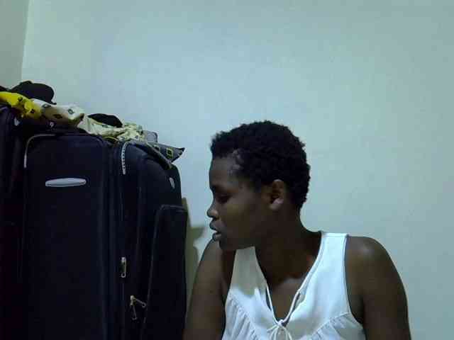 Cute-aliyah webcam