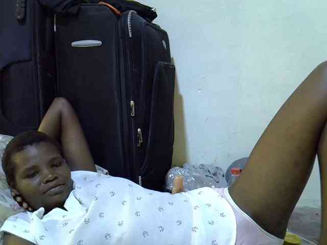 Cute-aliyah webcam