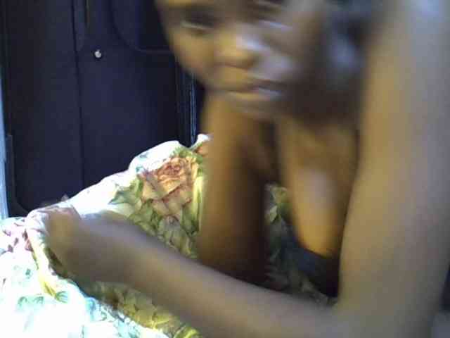 Cute-aliyah webcam