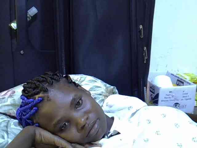 Cute-aliyah webcam