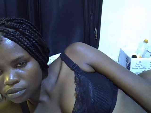 Cute-aliyah webcam