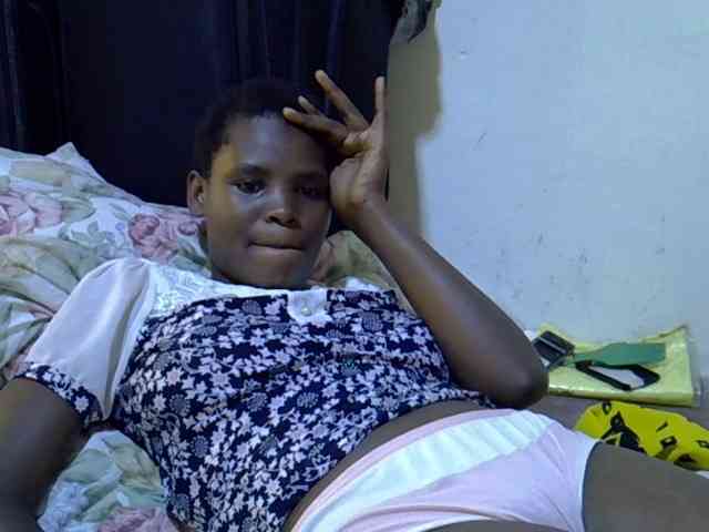 Cute-aliyah webcam