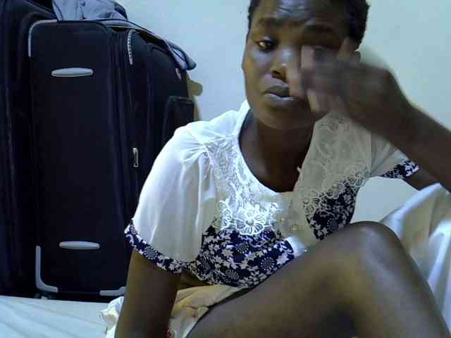 Cute-aliyah webcam