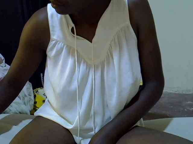 Cute-aliyah webcam