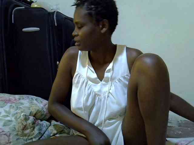 Cute-aliyah webcam