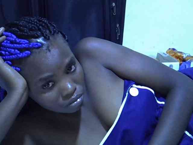 Cute-aliyah webcam