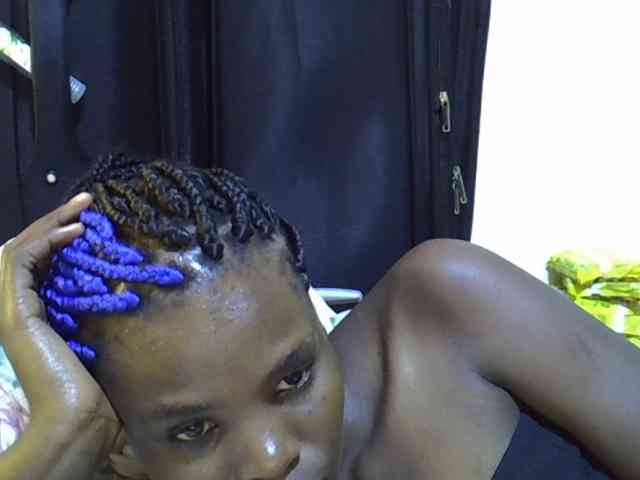 Cute-aliyah webcam