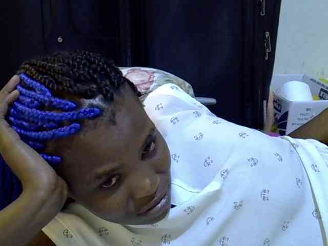 Cute-aliyah webcam