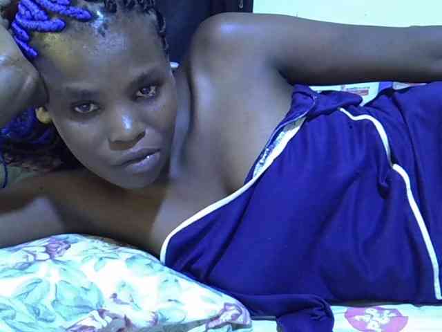 Cute-aliyah webcam