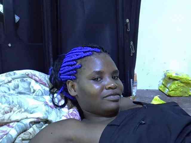 Cute-aliyah webcam
