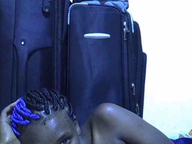 Cute-aliyah webcam