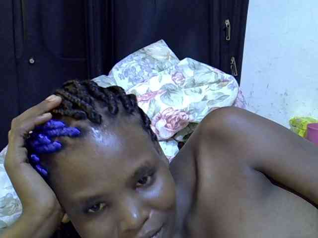 Cute-aliyah webcam