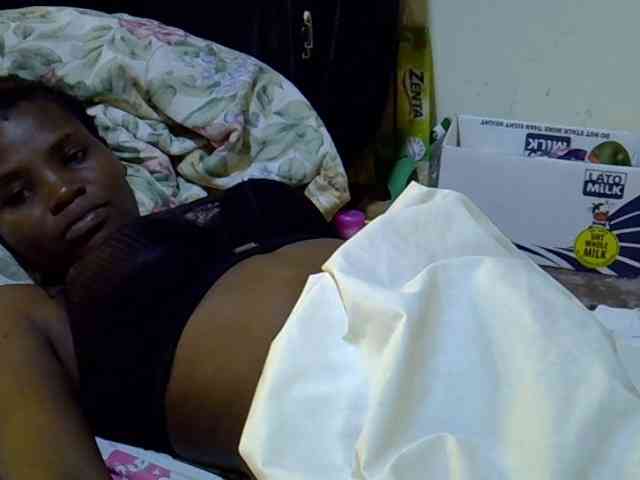 Cute-aliyah webcam