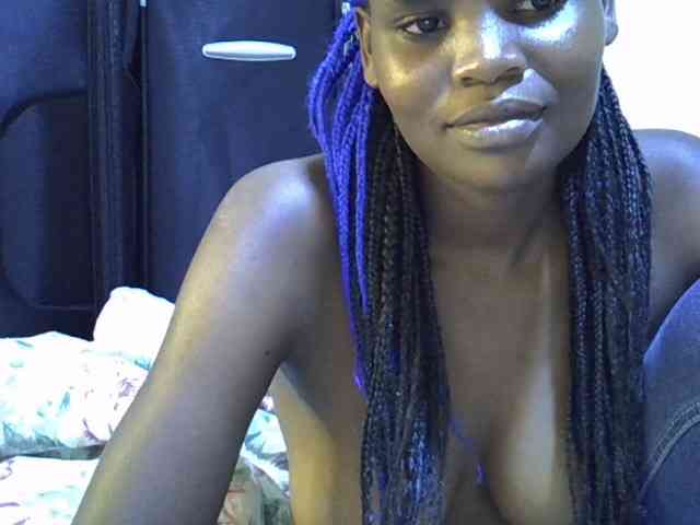 Cute-aliyah webcam