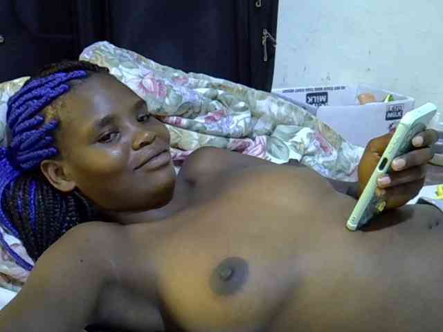 Cute-aliyah webcam