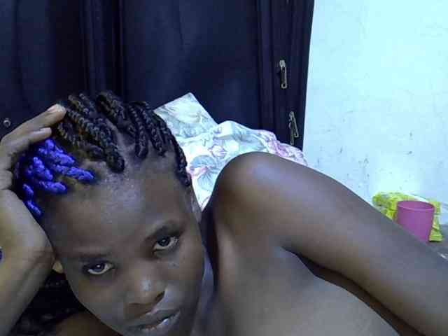 Cute-aliyah webcam