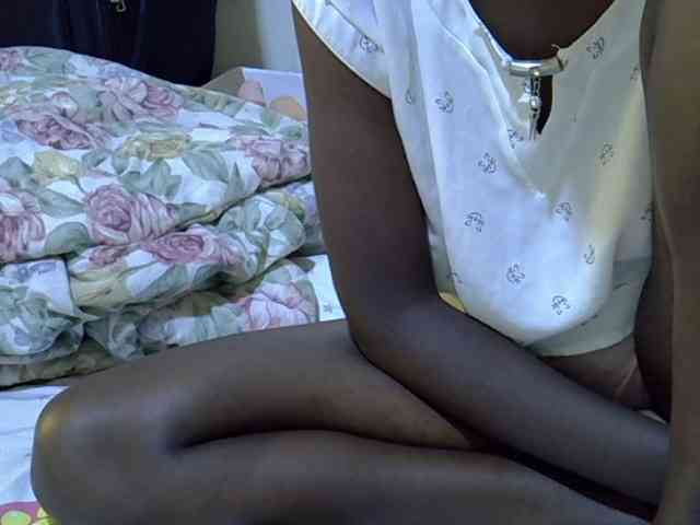 Cute-aliyah webcam