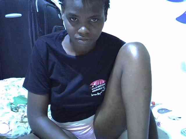 Cute-aliyah webcam