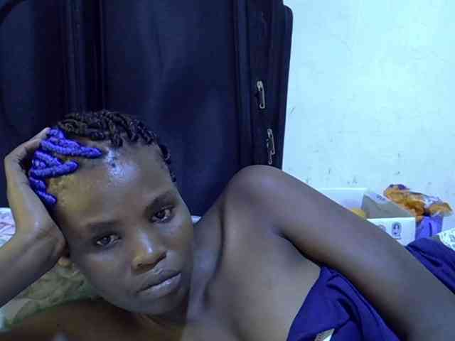 Cute-aliyah webcam