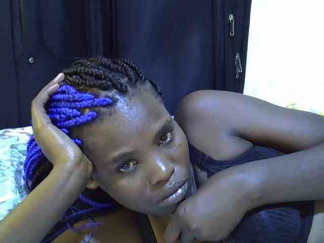 Cute-aliyah webcam
