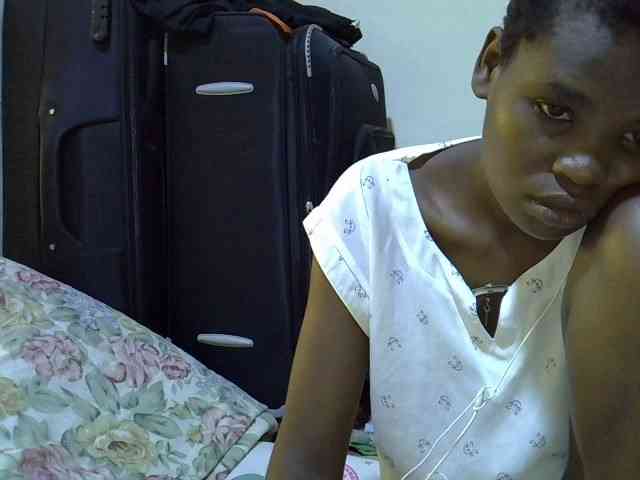 Cute-aliyah webcam