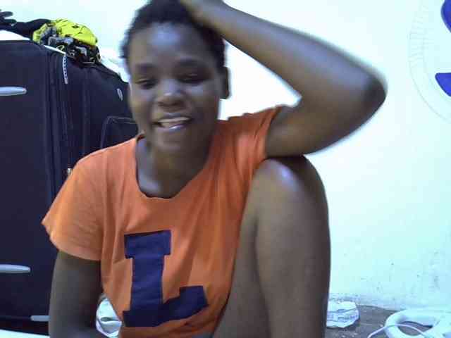 Cute-aliyah webcam
