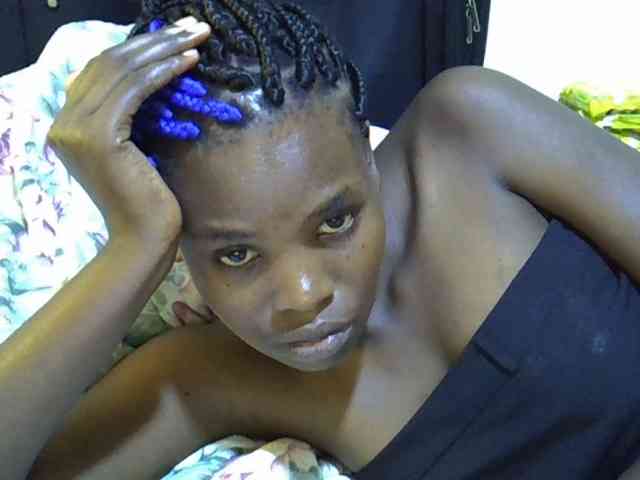 Cute-aliyah webcam