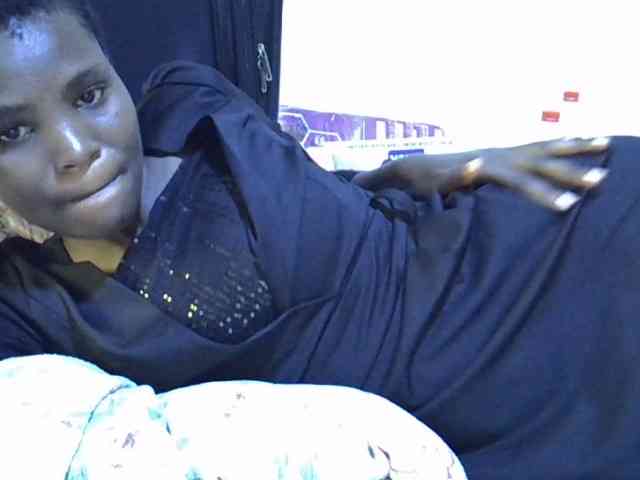Cute-aliyah webcam