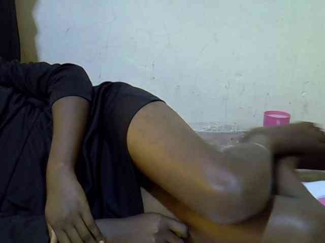 Cute-aliyah webcam